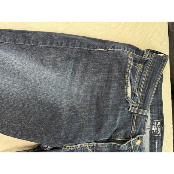 Signature By Levi Strauss And Company Women's Modern Boot Cut Jeans Size 16M - Picture 5 of 13
